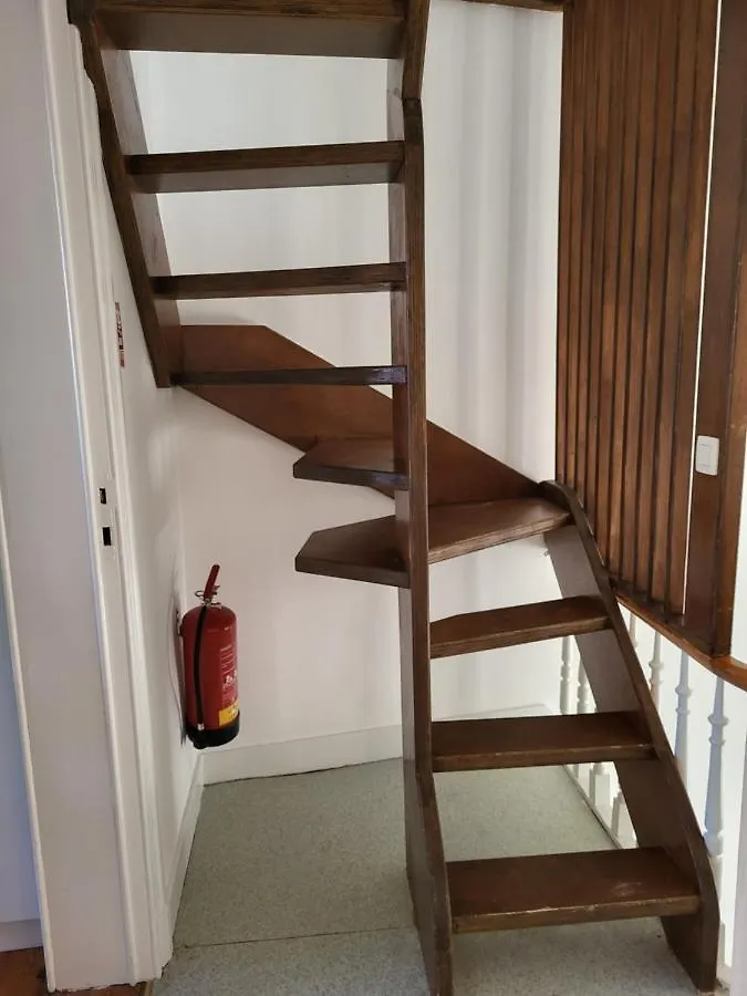 Guest house Brussels Bed & Blockchain Private Rooms With Shared Bathroom