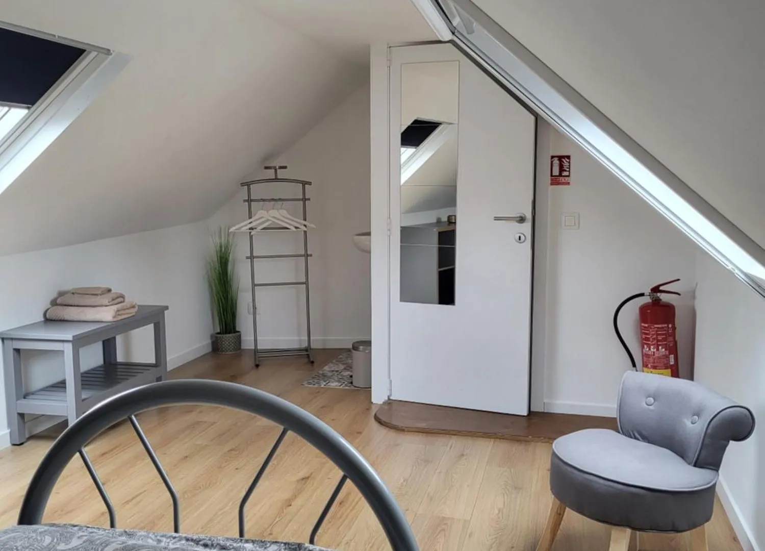 Πανσιόν Brussels Bed & Blockchain Private Rooms With Shared Bathroom Βέλγιο